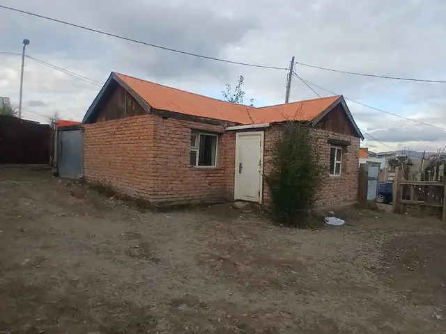 Чд дэнжийн 1000-д хашаа 32мкв байшин, Улаанбаатар — Чингэлтэй — 10-р хороо
