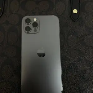 Apple iPhone 12 Pro, 128 gb, Graphite, Улаанбаатар — Баянгол — 25-р эмийн сан