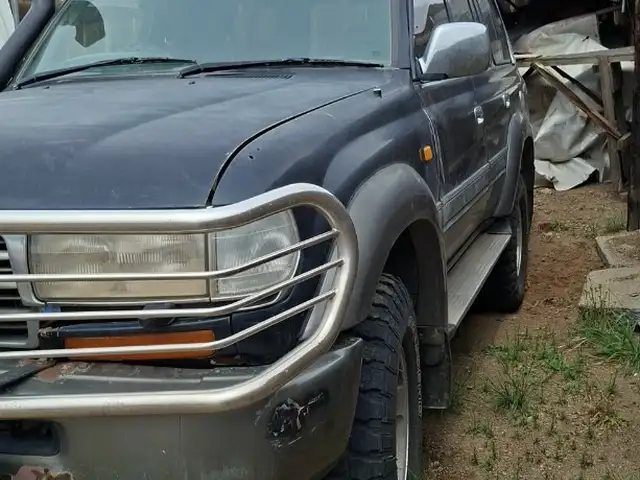 Toyota Land Cruiser 80