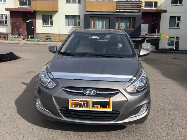 Hyundai Accent