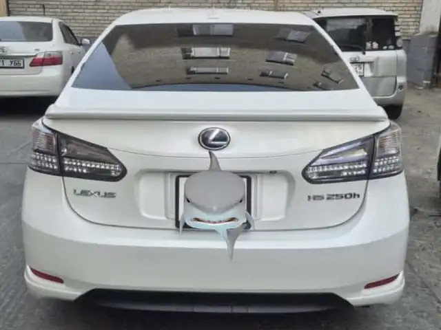 Lexus HS