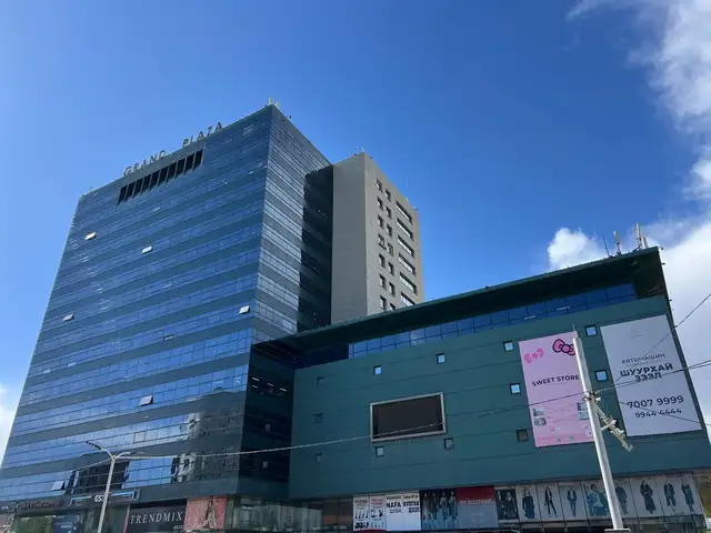 Бгд 2 р хороо grand plaza төвд 51мкв үйлчилгээний талбай, Улаанбаатар — Баянгол — Баруун 4 зам
