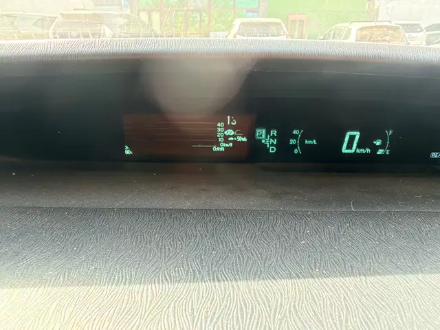 Toyota Prius 30