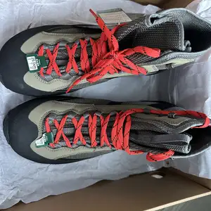 Original montbell usnii hamgaalalttai 3 ulirliin size 42, Улаанбаатар — Баянзүрх — 13-р хороолол