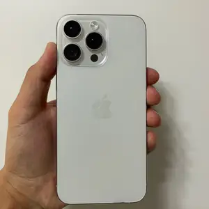 Apple iPhone 15 Pro Max, 256 gb, White Titanium, Улаанбаатар — Баянгол — 6-р бичил