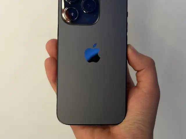 Apple iPhone 16 Pro Max, 256 gb, Улаанбаатар — Баянзүрх — Натур худалдааны төв