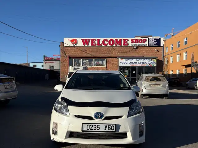 Toyota Prius 30