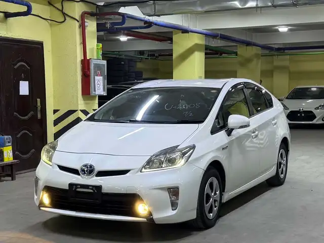 Toyota Prius 30