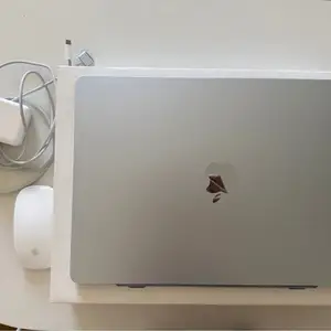 Apple 15'', Apple M4, 16 GB RAM, 256 GB, Улаанбаатар — Баянгол — 3, 4 хороолол
