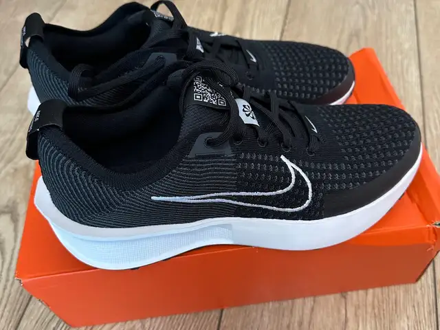 Nike interact run size 265mm, Улаанбаатар — Баянзүрх — 14-р хороолол