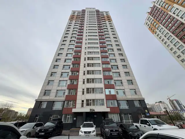 Бгд нарны хороолол-д 79.98мкв 3 өрөө орон сууц, Улаанбаатар — Баянгол — 3-р хороо