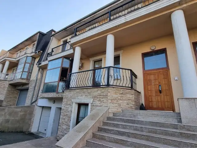 Zaisan anoma hothond 436mkv townhouse, Улаанбаатар — Хан-Уул — Зайсан