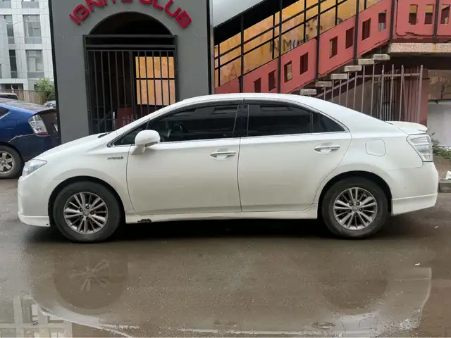 Toyota Sai