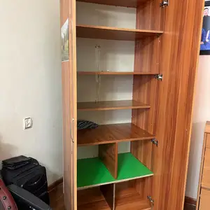 Өндөр 210, өргөн 80, ханын зузаан 50см шкаф, Улаанбаатар — Баянзүрх — 15-р хороолол