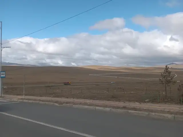 Налайхад зам дагуу газар, Улаанбаатар — Налайх — 1-р хороо
