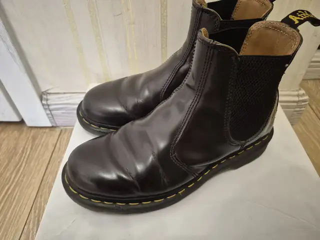 Martens original sz 38-38.5, Улаанбаатар — Хан-Уул — 2-р хороо