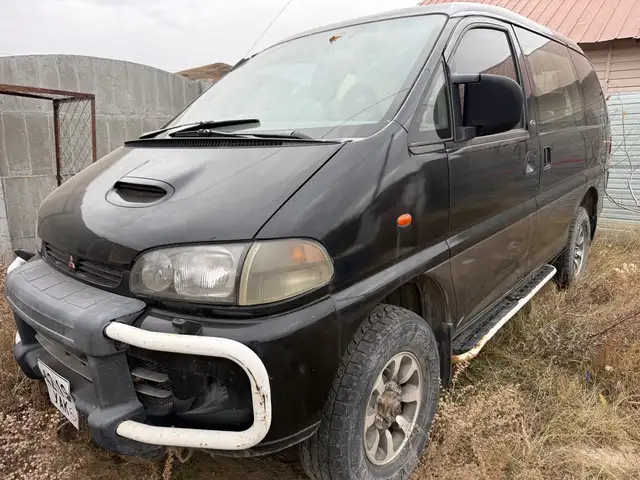 Mitsubishi Delica