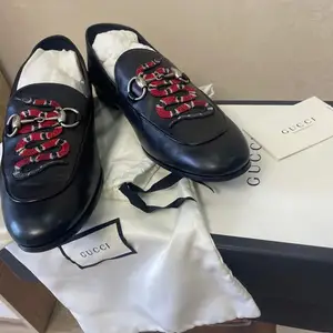 Gucci гутал, Улаанбаатар — Сүхбаатар — 9-р хороо
