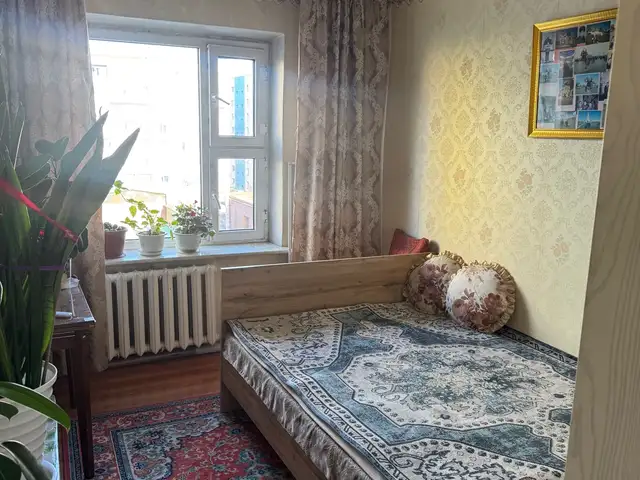 10-р хороололд хажуу жижиг өрөө, Улаанбаатар — Баянгол — 10-р хороолол