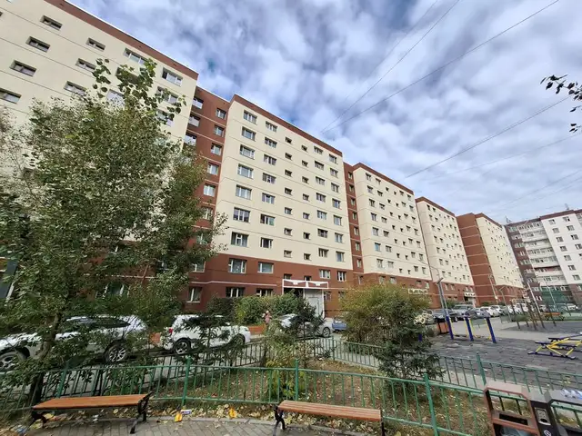 Сбд 11-р хороолол номингийн ард гал тогоо тусдаа 3 өрөө 72мкв, Улаанбаатар — Сүхбаатар — 11-р хороолол