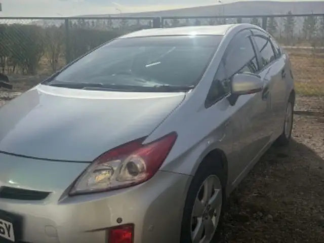 Toyota Prius 30
