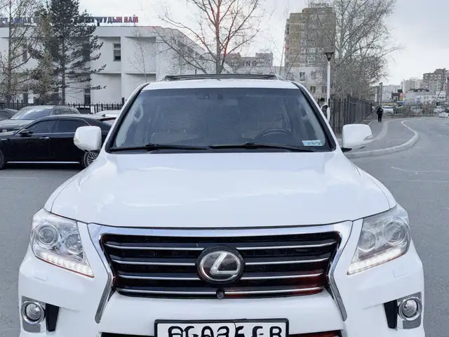 Lexus LX 570