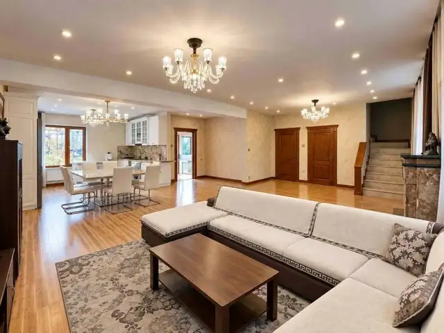 Гачууртад 180м² тавилгатай townhouse, Улаанбаатар — Баянзүрх — Гачуурт