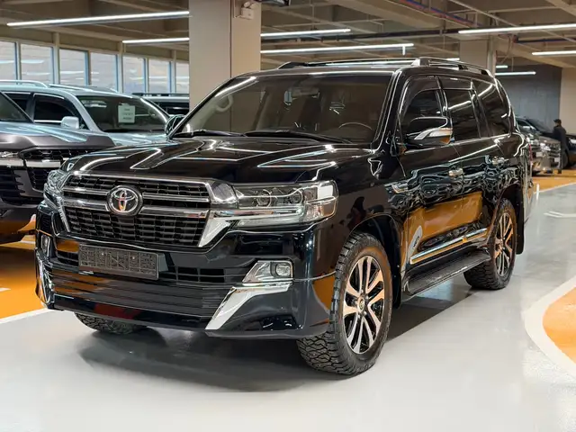 Toyota Land Cruiser 200