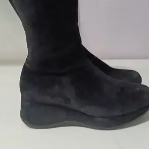 Kelton gutal, Улаанбаатар — Баянзүрх — 13-р хороолол