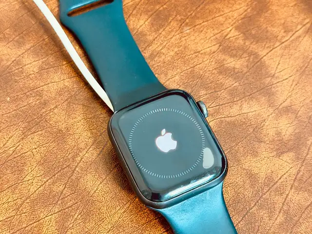 2020 apple iwatch se, 44mm, Улаанбаатар — Хан-Уул — 120 мянгат