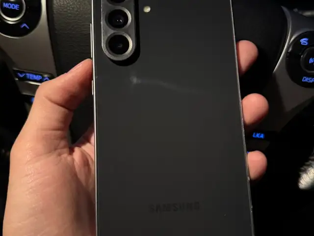 Galaxy a56 5g, Улаанбаатар — Баянзүрх — 13-р хороолол