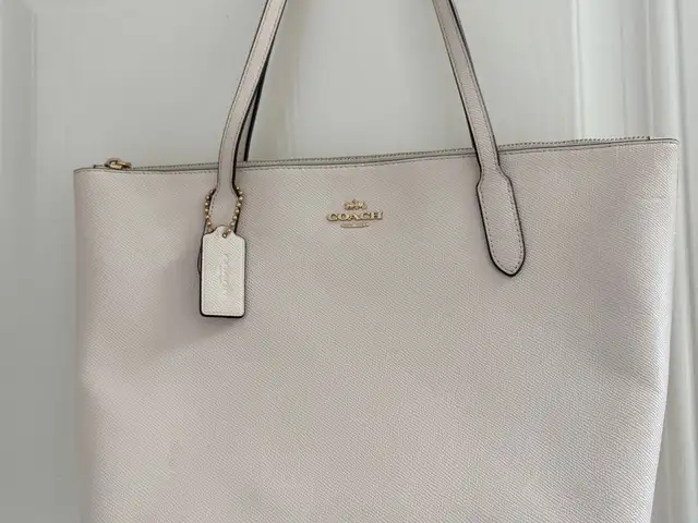 Original coach, Улаанбаатар — Баянзүрх — Халдвартын эмнэлэг