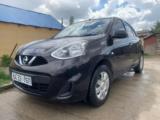 Nissan March