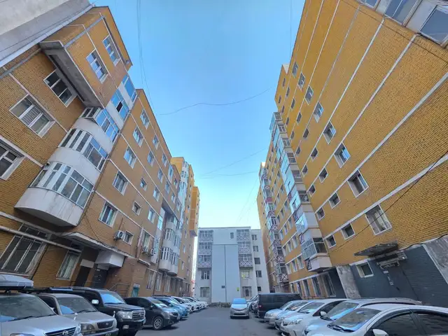 Модны-2 төв замын баруун талд, хуучнаар од кино театрт байршилтай 71мкв 3 өрөө, Улаанбаатар — Баянгол — Модны 2