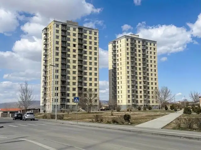 Яармаг 2-р буудал толун хороололд 60мкв 3 өрөө, Улаанбаатар — Хан-Уул — 8-р хороо