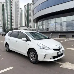 Toyota Prius 40