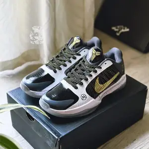 Kobe 5 zaalnii puuz, Улаанбаатар — Сүхбаатар — 17-р хороо