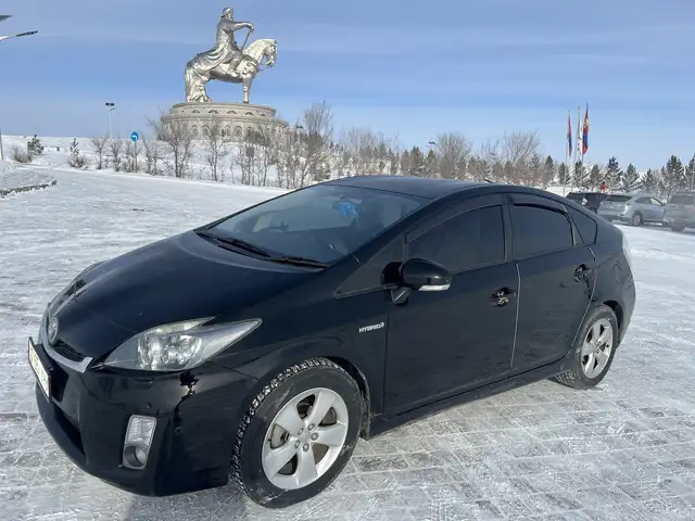 Toyota Prius 30