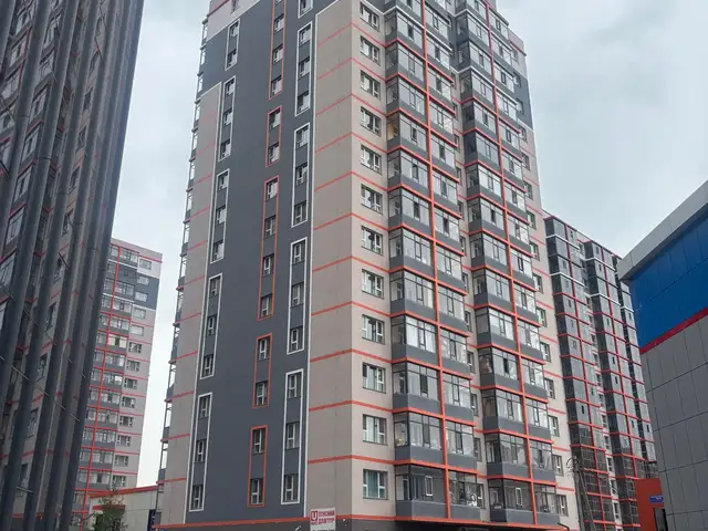 Өрнөх хороололд 30 мкв 1 өрөө байр, Улаанбаатар — Баянзүрх — Нохойтой хөшөө