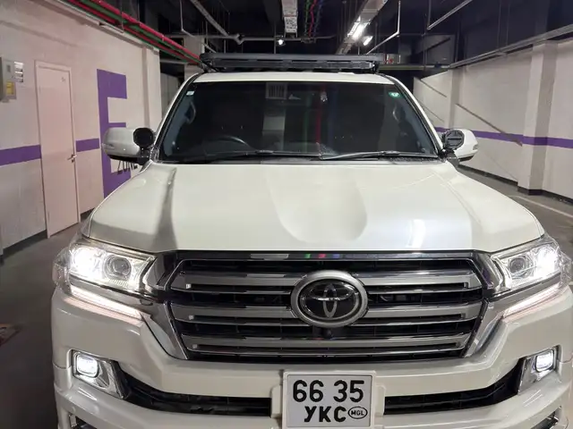 Toyota Land Cruiser 200