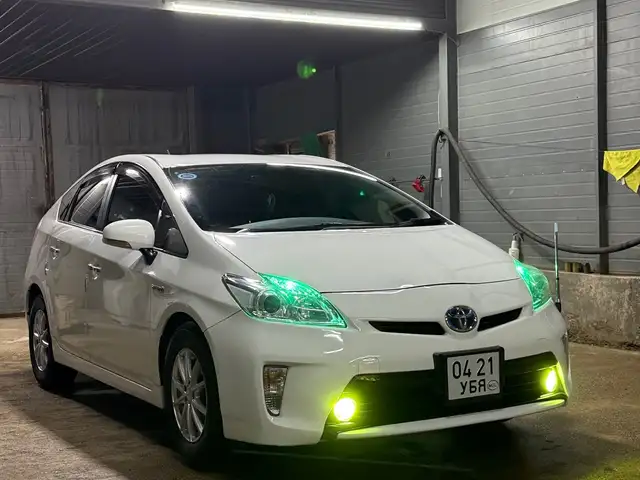 Toyota Prius 30