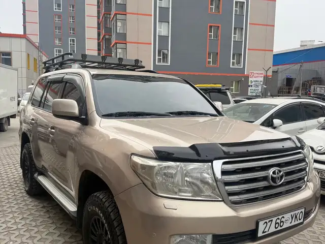 Toyota Land Cruiser 200