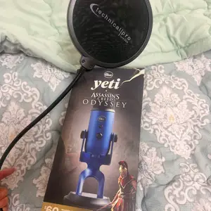 Yeti брэндийн odessey микрофон, Улаанбаатар — Баянзүрх — Натур худалдааны төв