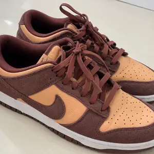 Nike dunk low пүүз, Улаанбаатар — Баянгол — 8-р хороо