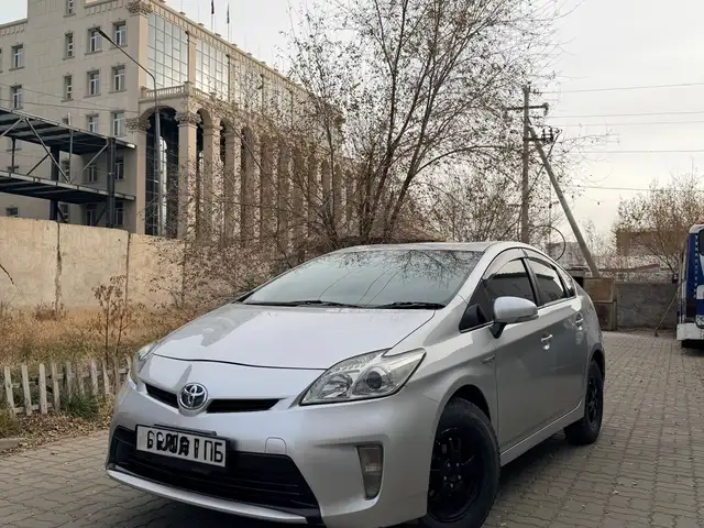 Toyota Prius 30