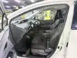 Toyota Prius 55, 2020/2026, Улаанбаатар — Сонгинохайрхан — 1-р хороолол - 6