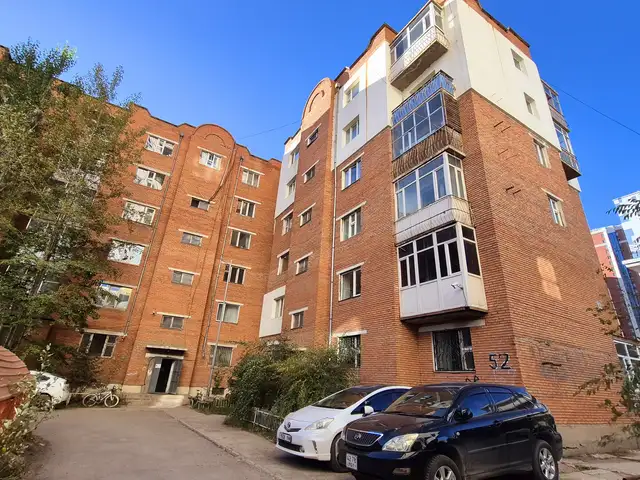 13 хороолол, бөхийн өргөөгийн ард 4 өрөө орон сууц 90мкв, Улаанбаатар — Баянзүрх — 6-р хороо