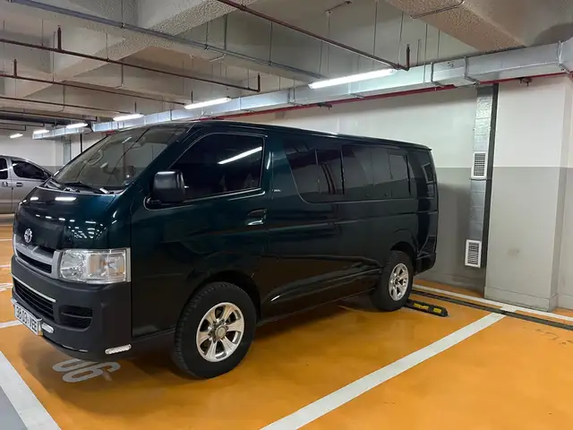 Toyota Hiace