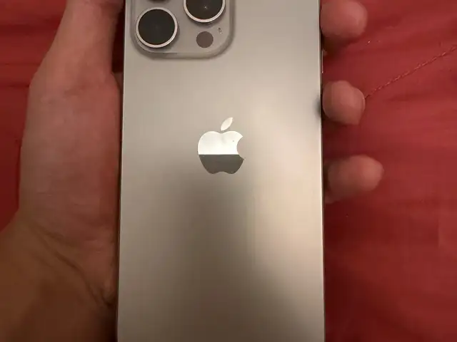 Apple iPhone 15 Pro Max, 256 gb, Natural Titanium, Улаанбаатар — Сүхбаатар — 8-р хороо