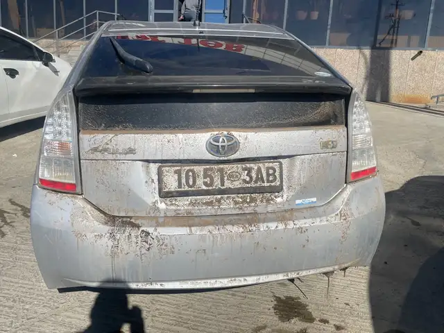 Toyota Prius 30